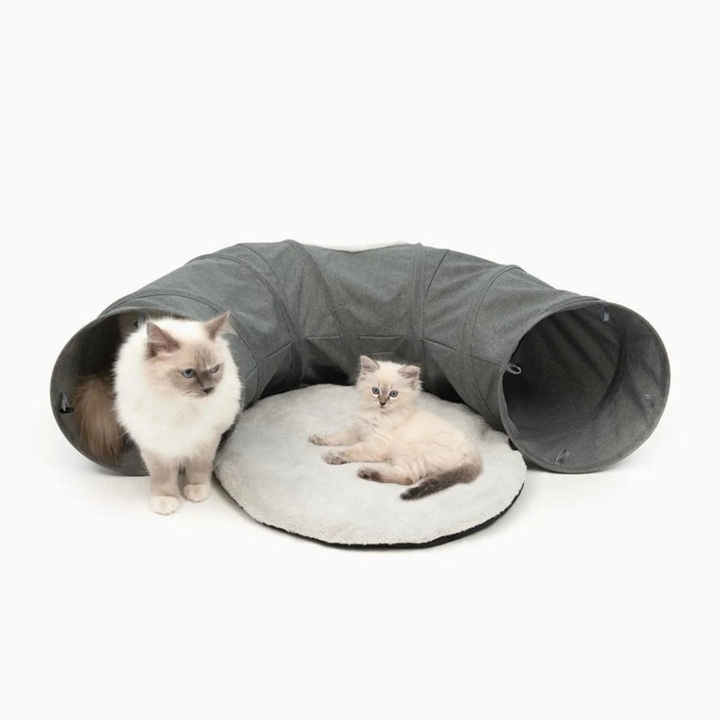 Load image into Gallery viewer, Catit Vesper Fabric Tunnel in grey with peek‑a‑boo opening, cushion pad, and hanging toy


